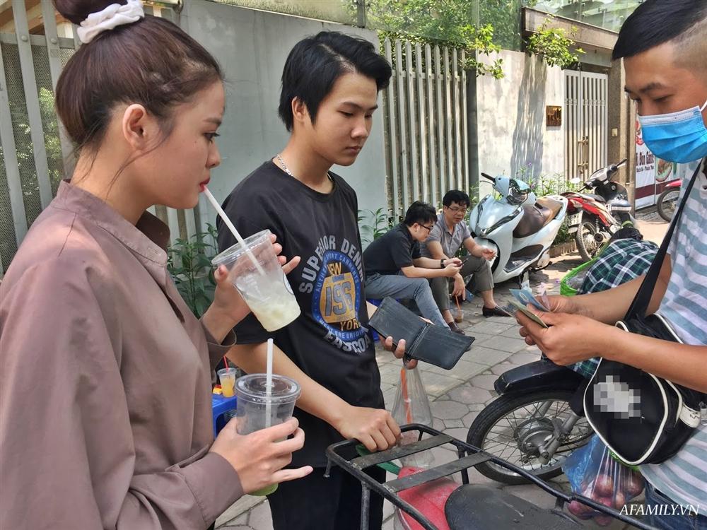 Nắng như thiêu đốt, đồ uống giải nhiệt giá rẻ đắt khách thu về bạc triệu mỗi ngày-6