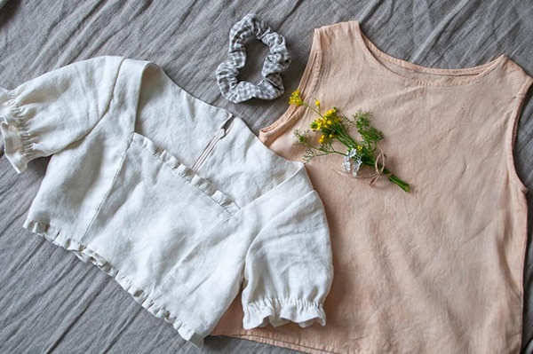 Cô gái Việt ở Mỹ nhuộm áo tặng mẹ chồng bằng nguyên liệu dễ ợt trong nhà bếp, chị em ố á đòi học theo-1