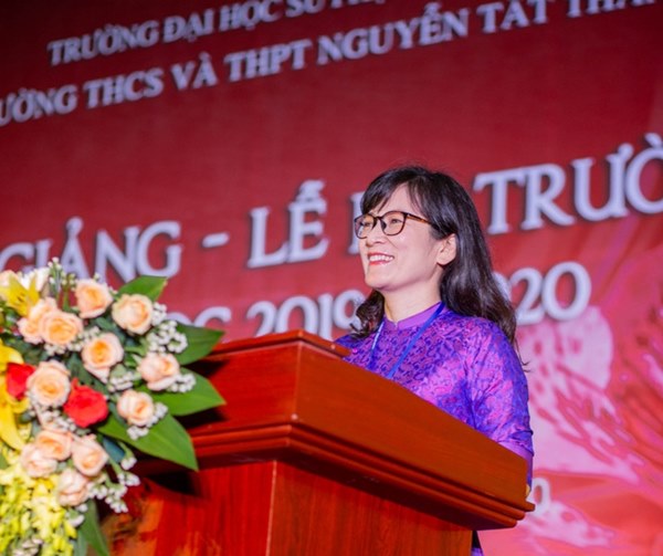 Trường đầu tiên cho học sinh nghỉ hè-1