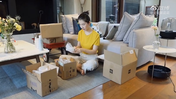 Vợ chủ tịch Taobao liên tục khoe hơn 100 đơn mua hàng sau khi tố chồng ngoại tình khiến nhiều người ủng hộ thất vọng-4