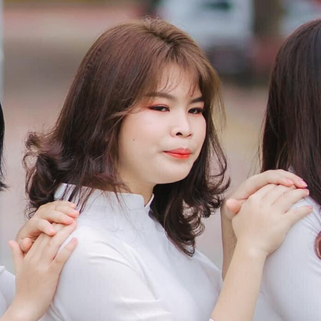 Bộ ảnh kỷ yếu dìm hàng xấu đồng đều nhưng thu về hơn 60.000 lượt like-7