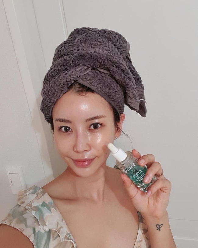 Các bác sĩ làm đúng 4 điều mỗi tối để da không bị lão hóa bởi Hè khắc nghiệt, đã vậy còn trẻ đẹp hẳn lên theo thời gian-2