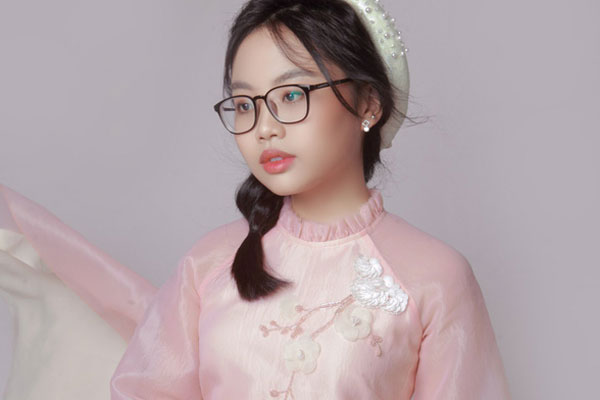 12 tuổi đã mua nhà cho bố mẹ, Phương Mỹ Chi giàu có cỡ nào?-7