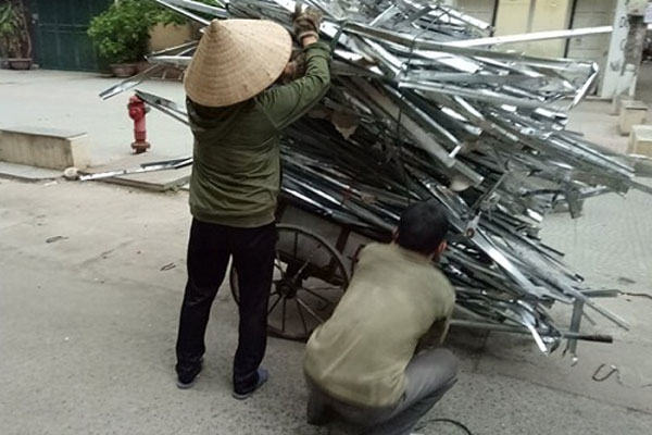 Đổi đời ve chai, đồng nát sắt vụn được bán online theo combo-3