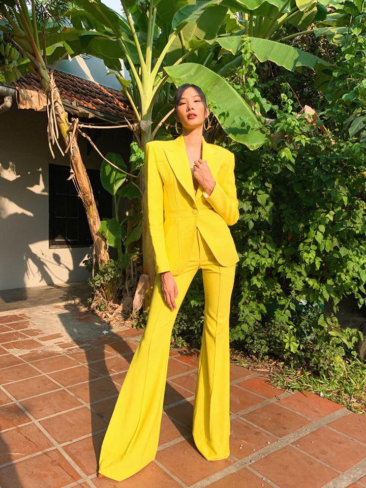 Sợ mùa hè còn chưa đủ nhiệt, Hoàng Thùy chơi toàn đồ màu nổi bần bật xuống phố-5