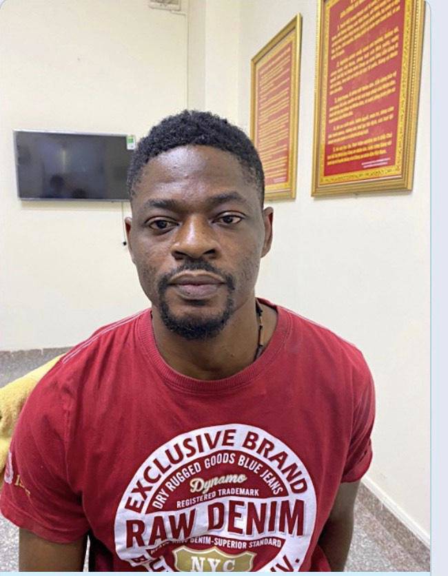 Đường dây lừa đảo 120 tỷ đồng: Chuyển 3,9 tỷ cho trai tây dù chỉ quen qua mạng-3