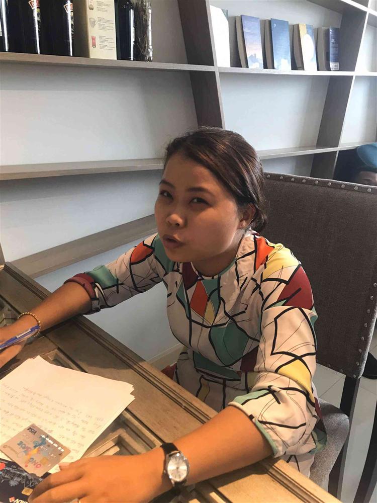 Đường dây lừa đảo 120 tỷ đồng: Chuyển 3,9 tỷ cho trai tây dù chỉ quen qua mạng-4