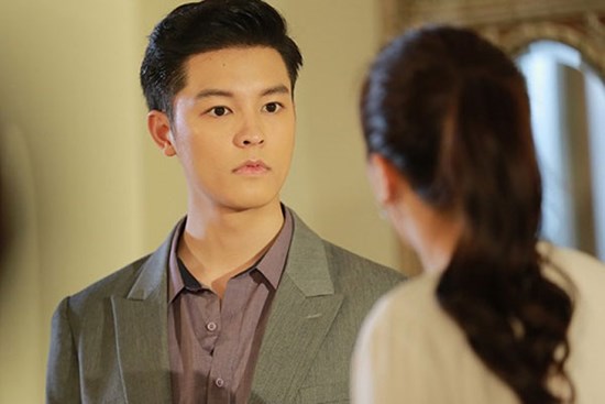 Bí mật phía sau những bữa ăn ngon lành mà cô vợ gồng gánh nuôi cả gia đình mang về mỗi tối khiến anh chồng phá sản nghẹn ngào bật khóc