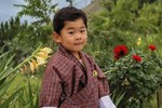 Vợ chồng Hoàng hậu vạn người mê Bhutan chính thức công bố tên con trai thứ 2 và loạt ảnh hiện tại của đứa trẻ khiến dân mạng xuýt xoa-7