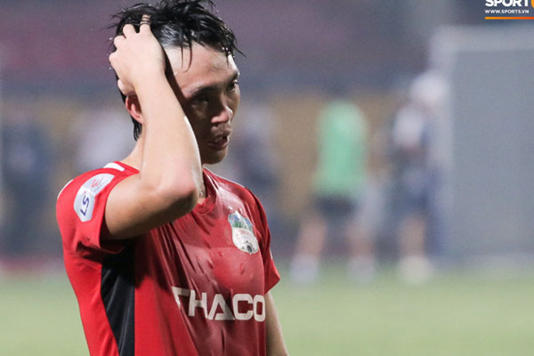 Bị hiểu nhầm đi làm thợ xây, tiền vệ Tuấn Anh phải vội vàng đính chính-4