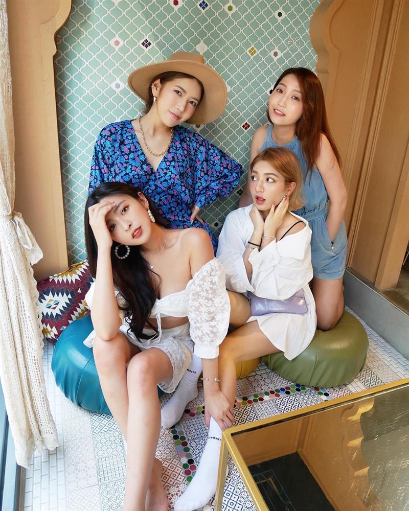 Theo các chuyên gia: Mùa Hè cứ diện trang phục mang 4 tông màu này thì ai cũng trẻ trung và hút ngàn like khi lên hình sống ảo-9