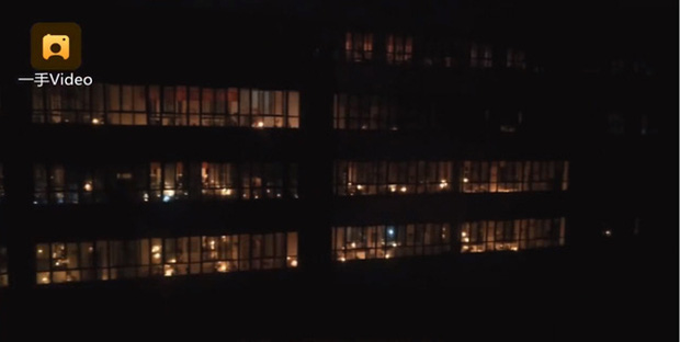 Thắp nến ôn thi ngày đêm, thở bình oxy trong phòng đóng kín: Học trò Trung Quốc đang đánh vật với kỳ thi khó nhất thế giới-1