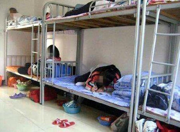 Vụ án thất tiên nữ chấn động: Hung thủ sống cùng phòng, vì muốn giúp bạn thân mà hạ độc cùng lúc 7 cô gái-4