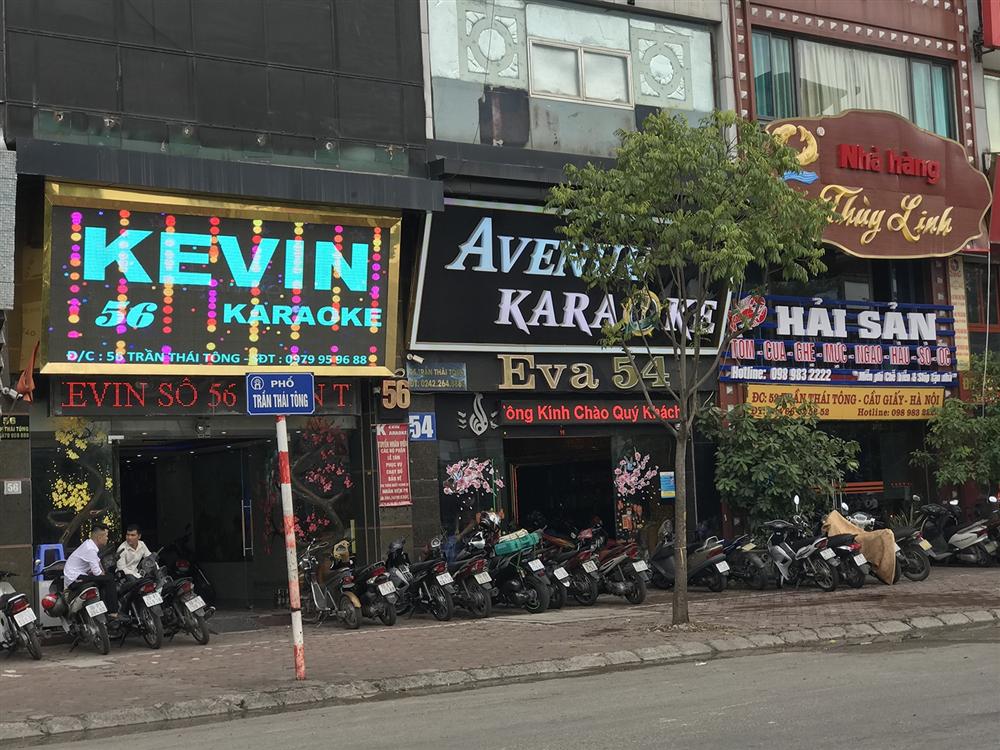 Quán karaoke tấp nập, nhộn nhịp trở lại sau chuỗi ngày ngủ đông-1