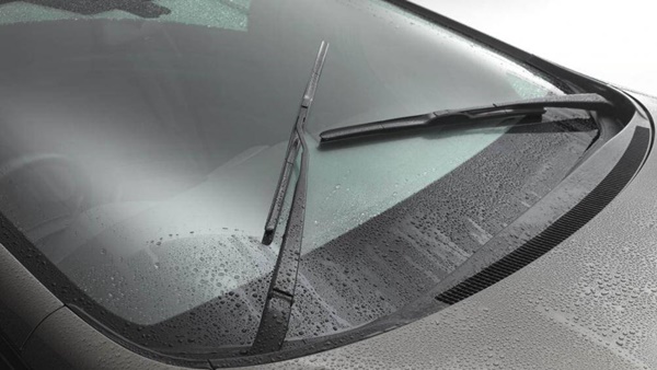 Những bộ phận trên ô tô dễ bị hỏng khi gặp mưa lớn-1