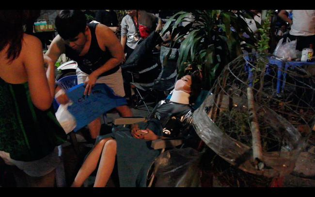 Thúy Ngân gặp tai nạn nghiêm trọng, bất tỉnh trên phim trường phải đưa đi cấp cứu-2