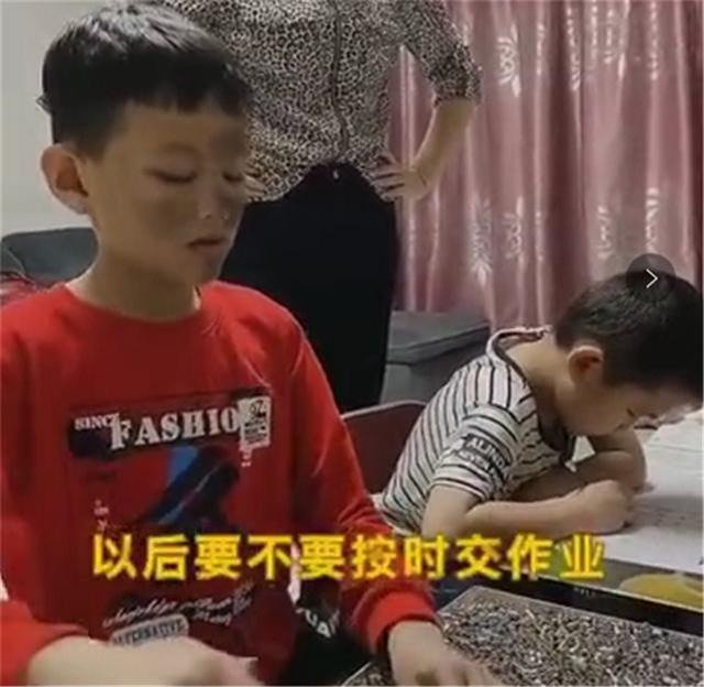 Con trai không chịu làm bài tập về nhà, người mẹ có màn xử lý siêu đỉnh khiến con không dám tái phạm-2