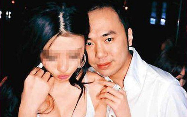 Rùng mình trước những gã đàn ông bệnh hoạn trong showbiz: Hết lén lút làm trò đồi bại ở nhà vệ sinh người khuyết tật đến đánh thuốc mê xâm hại mẹ kế-15