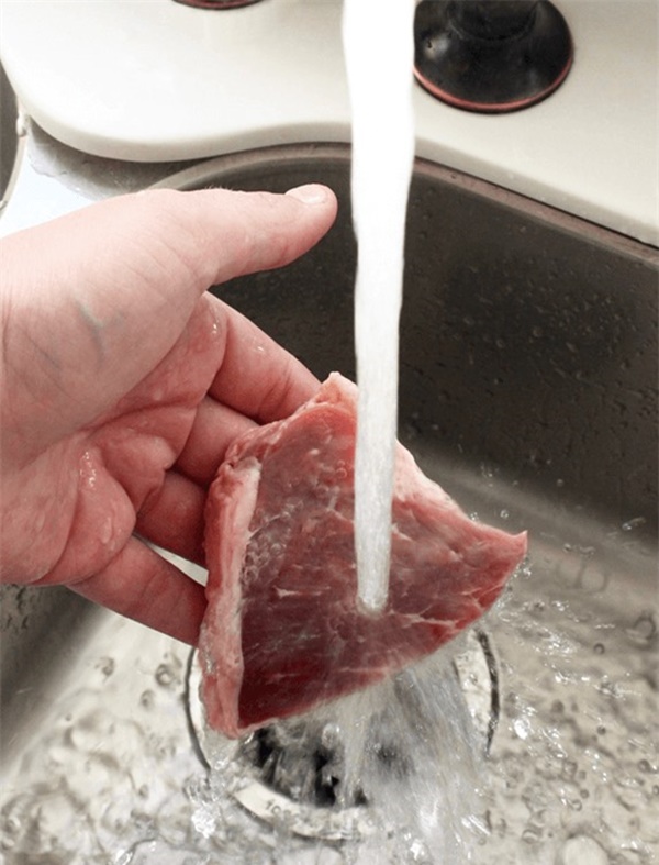 Nhà hàng 5 sao đều dùng mẹo này để miếng thịt bò mềm, mọng nước-2