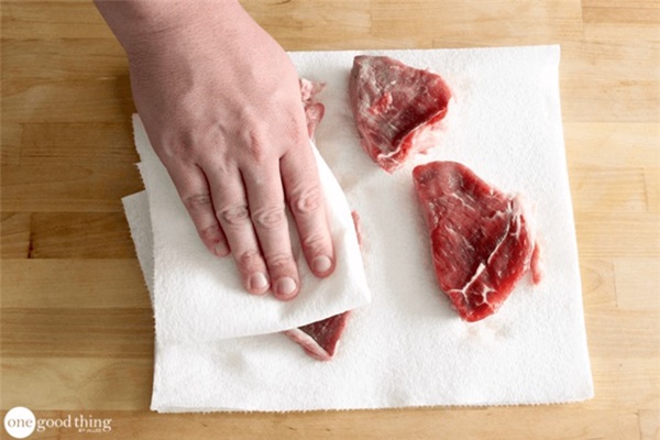 Nhà hàng 5 sao đều dùng mẹo này để miếng thịt bò mềm, mọng nước-3