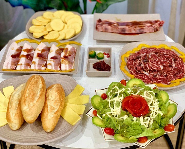 Vợ đảm khoe những mâm cơm đãi khách ngon tới nỗi dân mạng phải thốt lên đầu bếp phương nào?-7