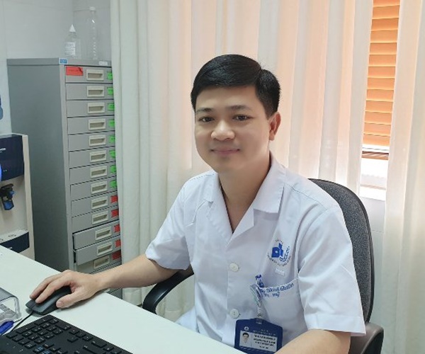 Thanh niên chưa vợ đã phải cắt của quý, bác sĩ chỉ rõ thủ phạm gây điều này-1