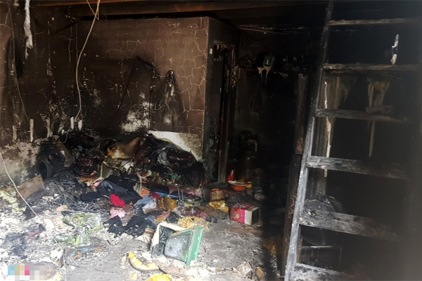 Ám ảnh lời kể hàng xóm trong vụ cháy phòng trọ nghi bị phóng hỏa khiến 3 cô cháu tử vong: Lửa lớn quá, họ không chạy ra được, dồn vào 1 góc-5