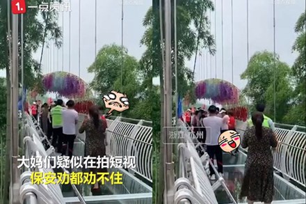 Các bà cô Trung Quốc kéo nhau lên cầu kính nhảy aerobic khiến dân tình sợ tái mào