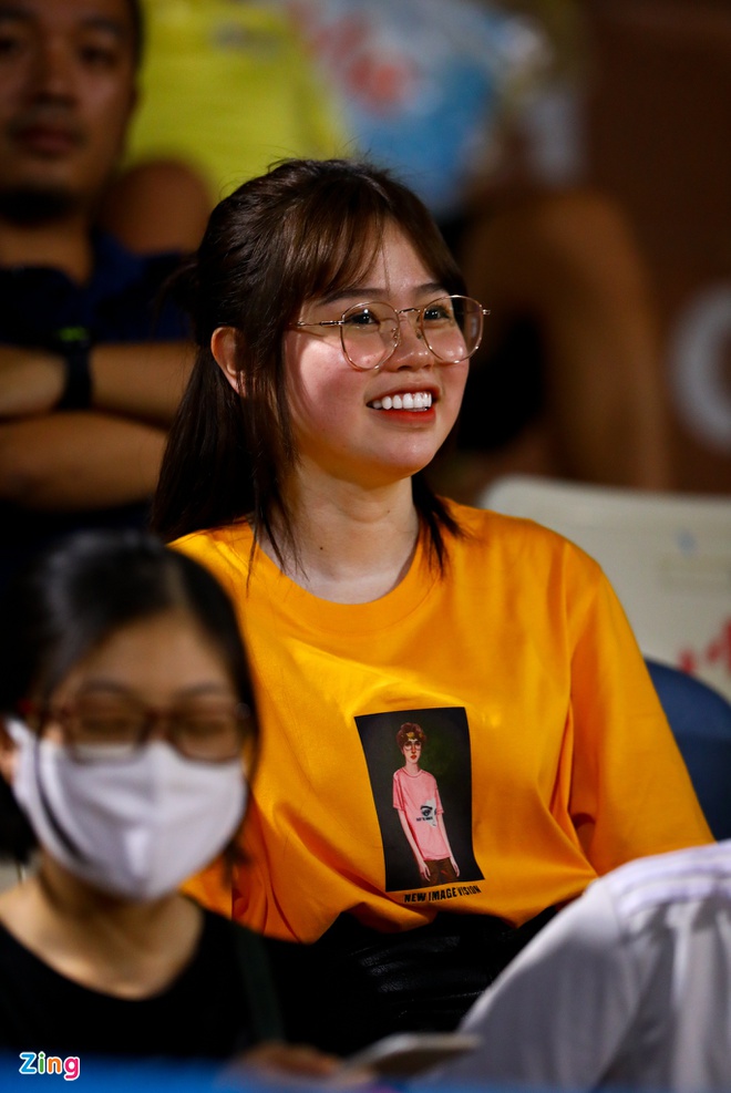 Bạn gái Quang Hải khoe ảnh mặt mộc-3