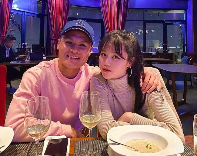 Bạn gái Quang Hải khoe ảnh mặt mộc-5