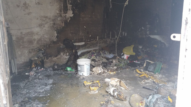 Ám ảnh lời kể hàng xóm trong vụ cháy phòng trọ nghi bị phóng hỏa khiến 3 cô cháu tử vong: Lửa lớn quá, họ không chạy ra được, dồn vào 1 góc-4