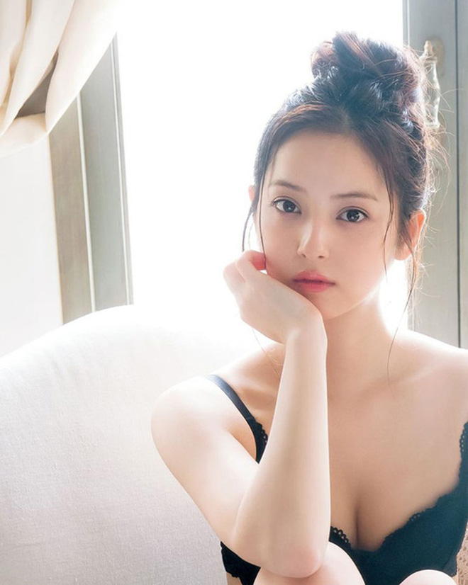 Đệ nhất mỹ nhân Nhật Bản và cuộc hôn nhân nhẫn nhục: Không ly hôn dù bị cắm 182 cái sừng, phẫn nộ nhất là phát ngôn của chồng-3