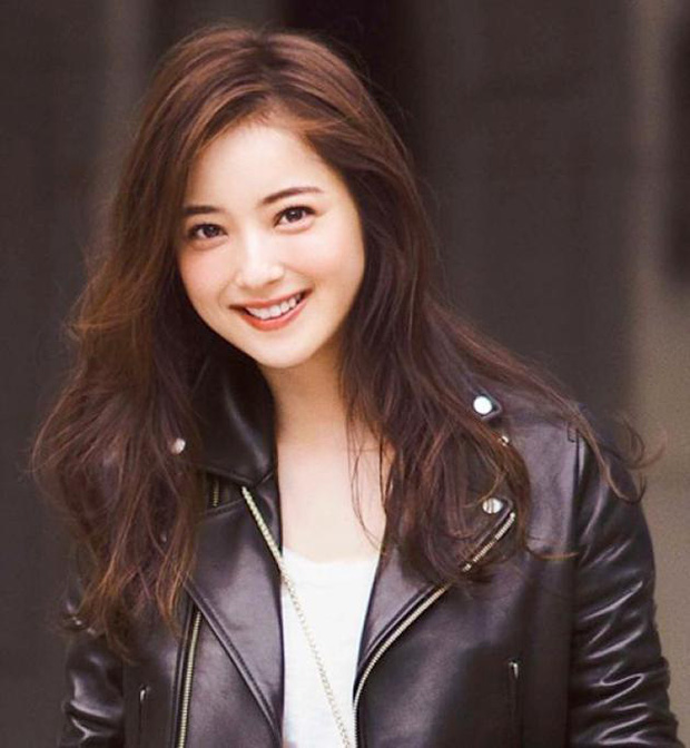 Đệ nhất mỹ nhân Nhật Bản và cuộc hôn nhân nhẫn nhục: Không ly hôn dù bị cắm 182 cái sừng, phẫn nộ nhất là phát ngôn của chồng-12