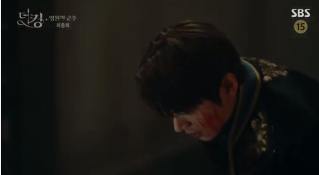 Quân vương bất diệt tập cuối: Happy ending dành cho Lee Min Ho và Kim Go Eun, mãn nguyện nụ hôn siêu ngọt của đôi trẻ-3