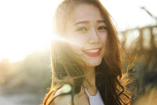 Có 4 đặc điểm này trên khuôn mặt, chị em càng già càng giàu, vừa may mắn lại sống thọ