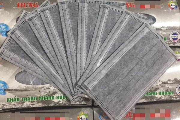 Khẩu trang đính vàng và kim cương hút” khách ở Ấn Độ-2