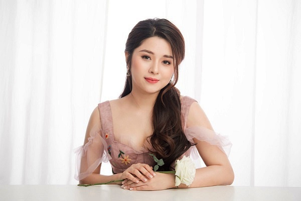 Gia đình MC Diệu Linh không nhận hoa viếng trong lễ tang-1