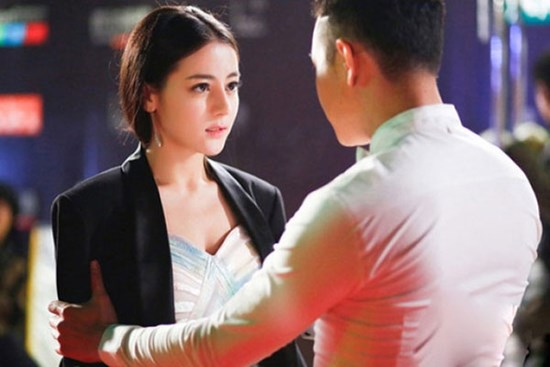 Chồng tuyên bố: 