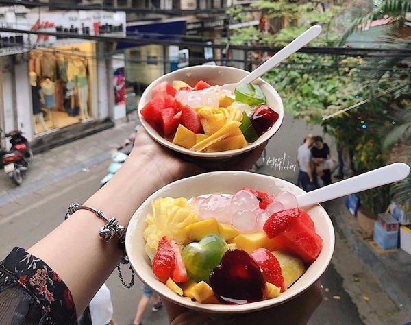 7 món ăn vặt đáng thử một lần quanh phố đi bộ Hà Nội-1