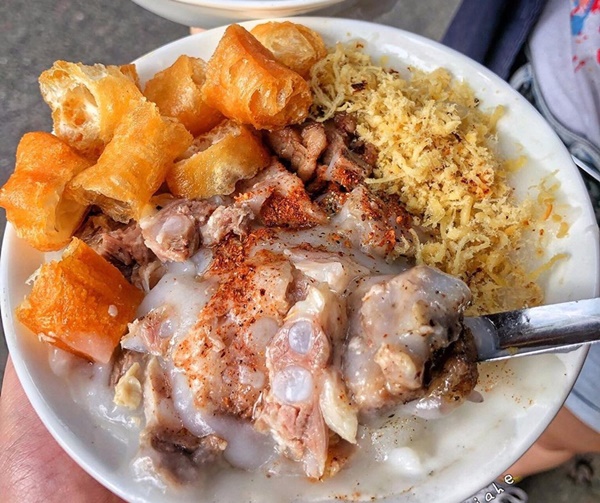 7 món ăn vặt đáng thử một lần quanh phố đi bộ Hà Nội-3