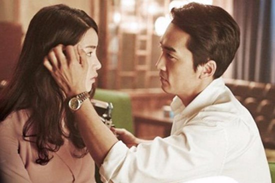 Trở về trong đêm khuya với 3 tỷ, tôi cứ nghĩ vợ sẽ rất vui, ngờ đâu cửa nhà vắng tanh cùng hơn 20 cuộc gọi nhỡ khiến tôi bàng hoàng