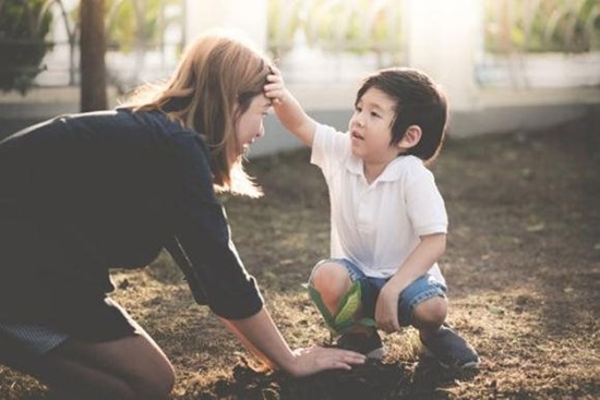Bố mẹ dạy dỗ bao nhiêu cũng thành 