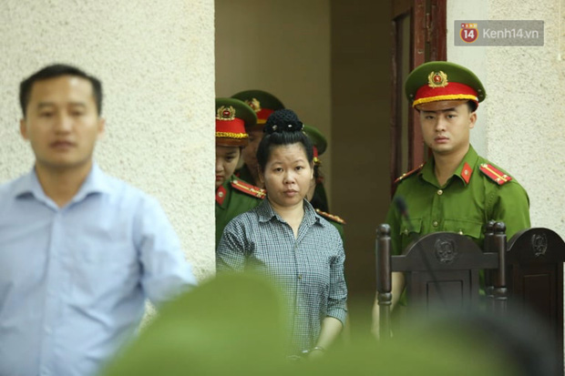 Hoãn phiên xử phúc thẩm mẹ nữ sinh giao gà và đồng phạm về tội buôn bán trái phép chất ma túy-8