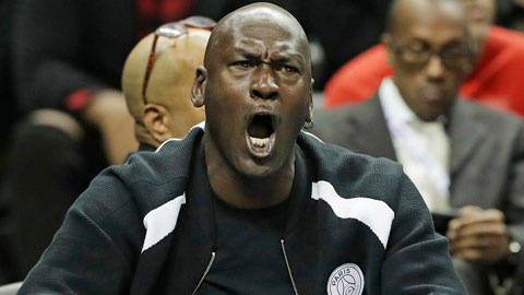 Góc khuất ngôi sao thể thao: Nghiện hút, nghiện bạo lực, tự tử...-1