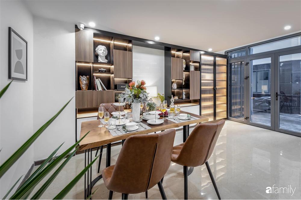 Nhà ống trong hẻm nhưng đẹp không khác gì resort cao cấp ở TP. HCM-3