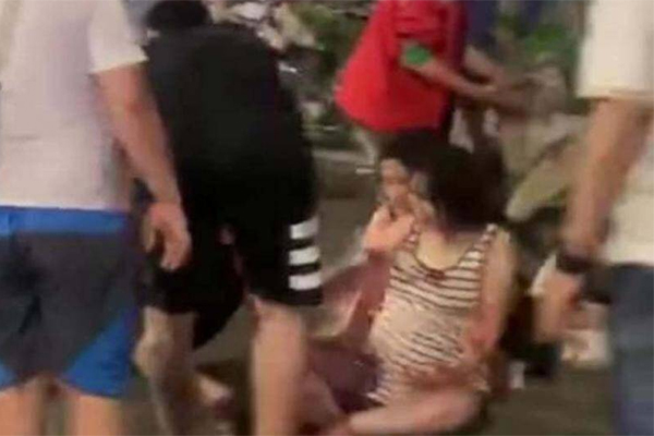 Kinh hoàng: Bé trai 3 tuổi bị ngã cầu tõm suýt phải cắt bỏ tay, chịu cảnh tàn phế suốt đời-6