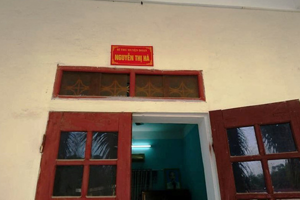 Vụ nữ bí thư huyện đoàn sinh 2 con với người tình: Người chồng âm thầm tìm hiểu các mối quan hệ bên ngoài của vợ-2