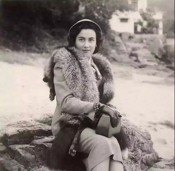 Lam Quỳnh Anh: Tiểu thư sa cơ thất thế trở thành vợ hai Vua sòng bài Macau khi mới 14 tuổi, phải tự sát để được công khai danh phận-1