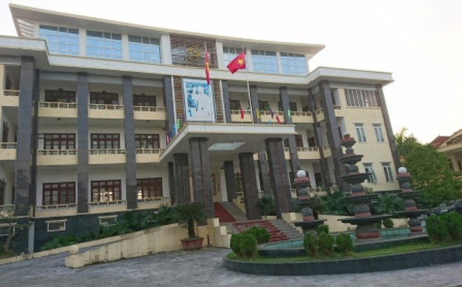 Vụ nữ bí thư huyện đoàn sinh 2 con với người tình: Người chồng âm thầm tìm hiểu các mối quan hệ bên ngoài của vợ-1