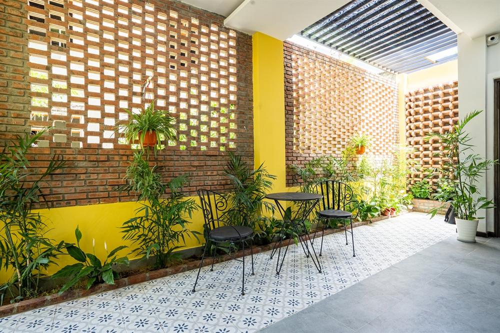 Căn villa giao thoa giữa hiện đại và hoài cổ tại Hội An-3